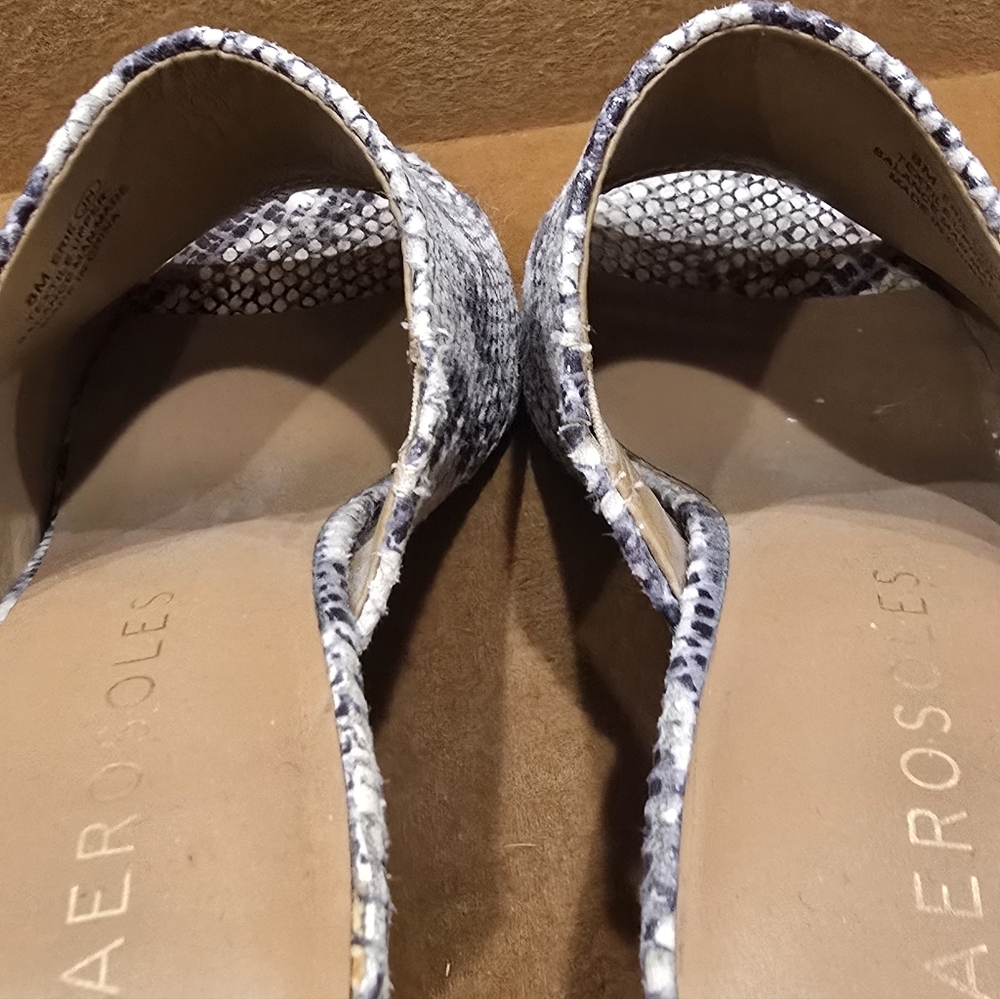 Aerosoles Erie Block Heel Slide Sandal Snakeskin Texture Black and Tan - Picture 7 of 11